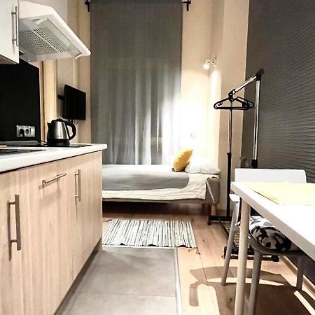 קרקוב Single Studio In City Center מראה חיצוני תמונה
